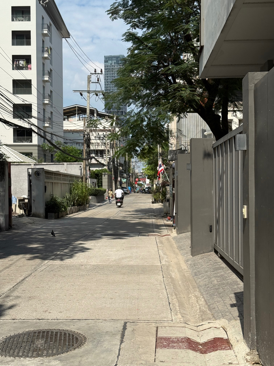 Улочка, ведущая к дому музею Джима Томпсона