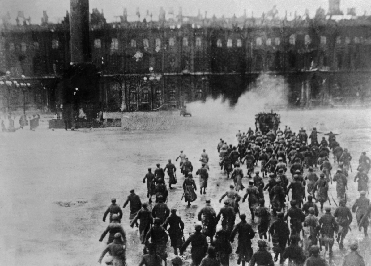 Штурм Зимнего дворца