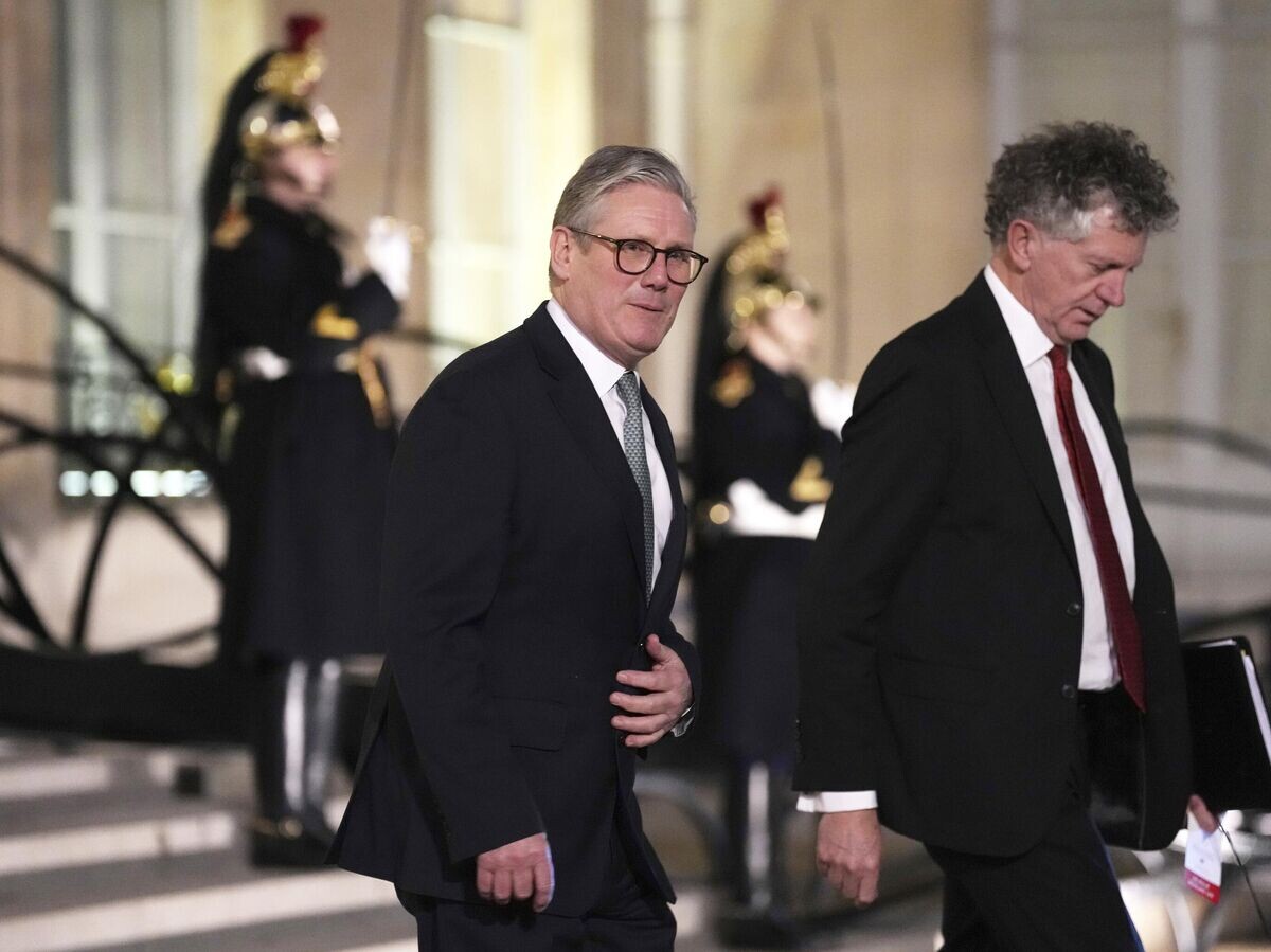    Премьер-министр Великобритании Кир Стармер после окончания саммита по Украине в Париже | © AP Photo / Aurelien Morissard