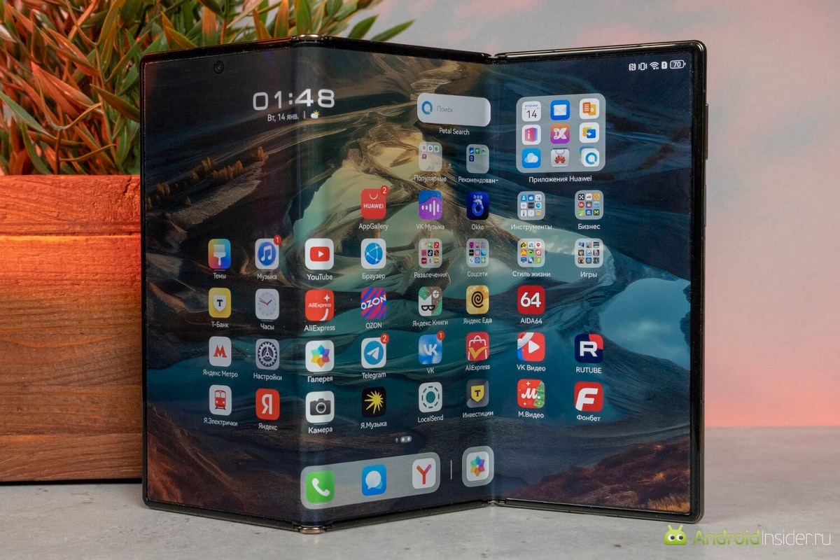    Превратить смартфон в планшет — хорошо. Но надо быть готовым в расходам.