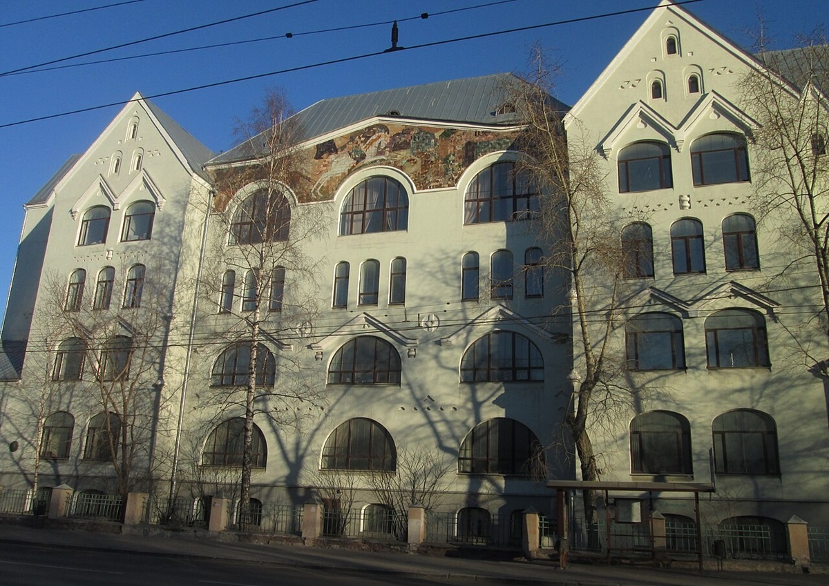 Пироговская Б. ул., дом 9А, строение 1, Хамовники. 2016 Источник: https://ru.wikipedia.org/wiki/