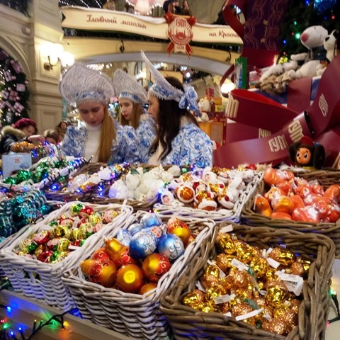 Новогодние игрушки в ассортименте. Фото Татьяны Федотовой.