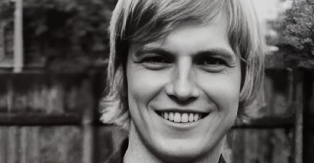 Был кумиром молодёжи в 70-х, а потом просто исчез: почему солист ВИА «Самоцветы» Валентин Дьяконов перестал петь