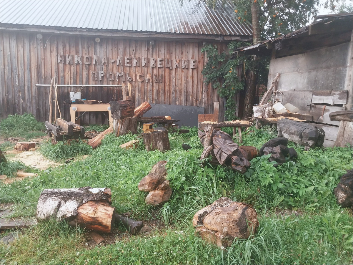 Двор Никола-Ленивецких промыслов