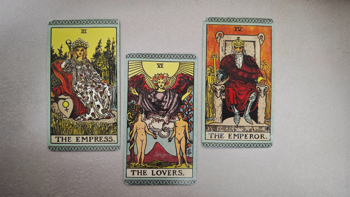 Старшие арканы таро, говорящие о любви