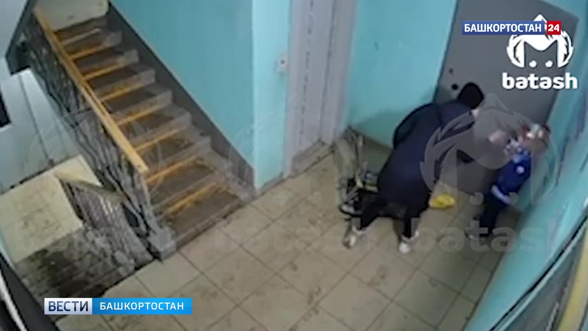    В Уфе мать избила своего пятилетнего сына, который уронил ее пиво