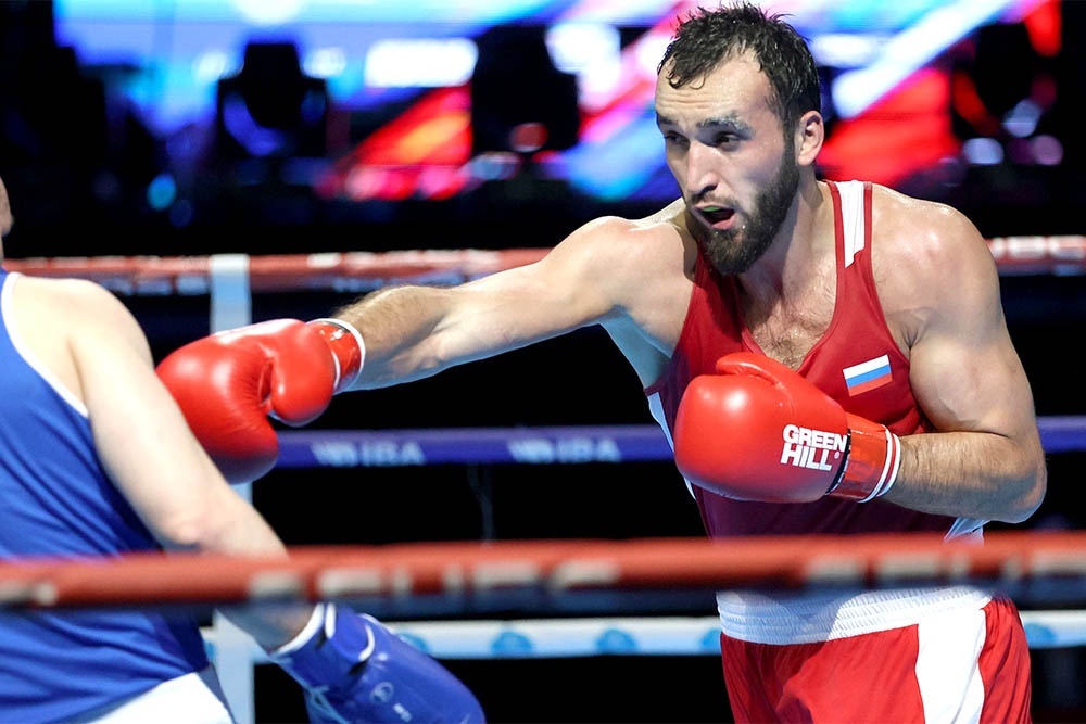    Муслим Гаджимагомедов стал первым в истории отечественного бокса трижды чемпионом мира. / РИА Новости