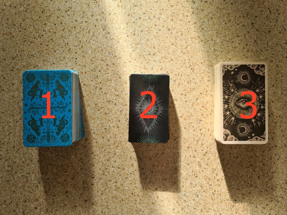 Позиции расклада. Фото автора