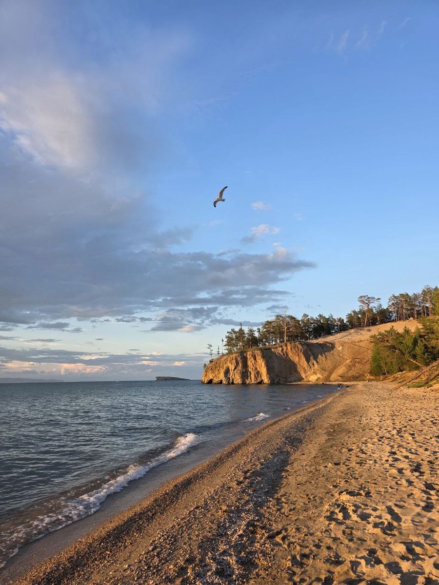 Ольхон - Сарайский пляж, тепература в конце августа 2025 года - 20 градусов, каждый день купались