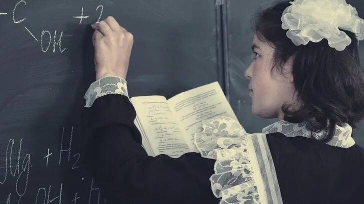 Почему эволюция оставила левшей, хотя должна была их устранить