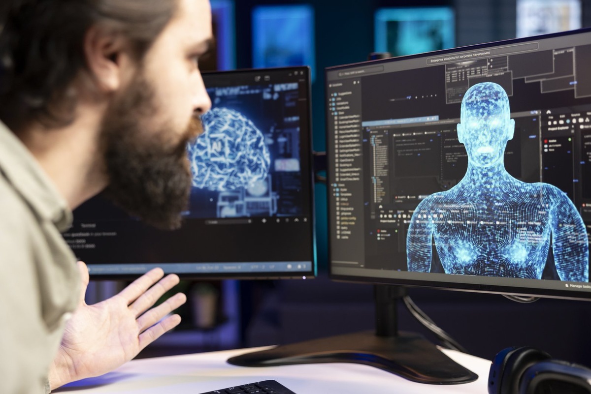    ИИ не «осознает», что многие утверждения, которые высказывает человек, являются его собственными, субьективными убеждениями или ощущениями. В некоторых аспектах эта уязвимость может быть критической