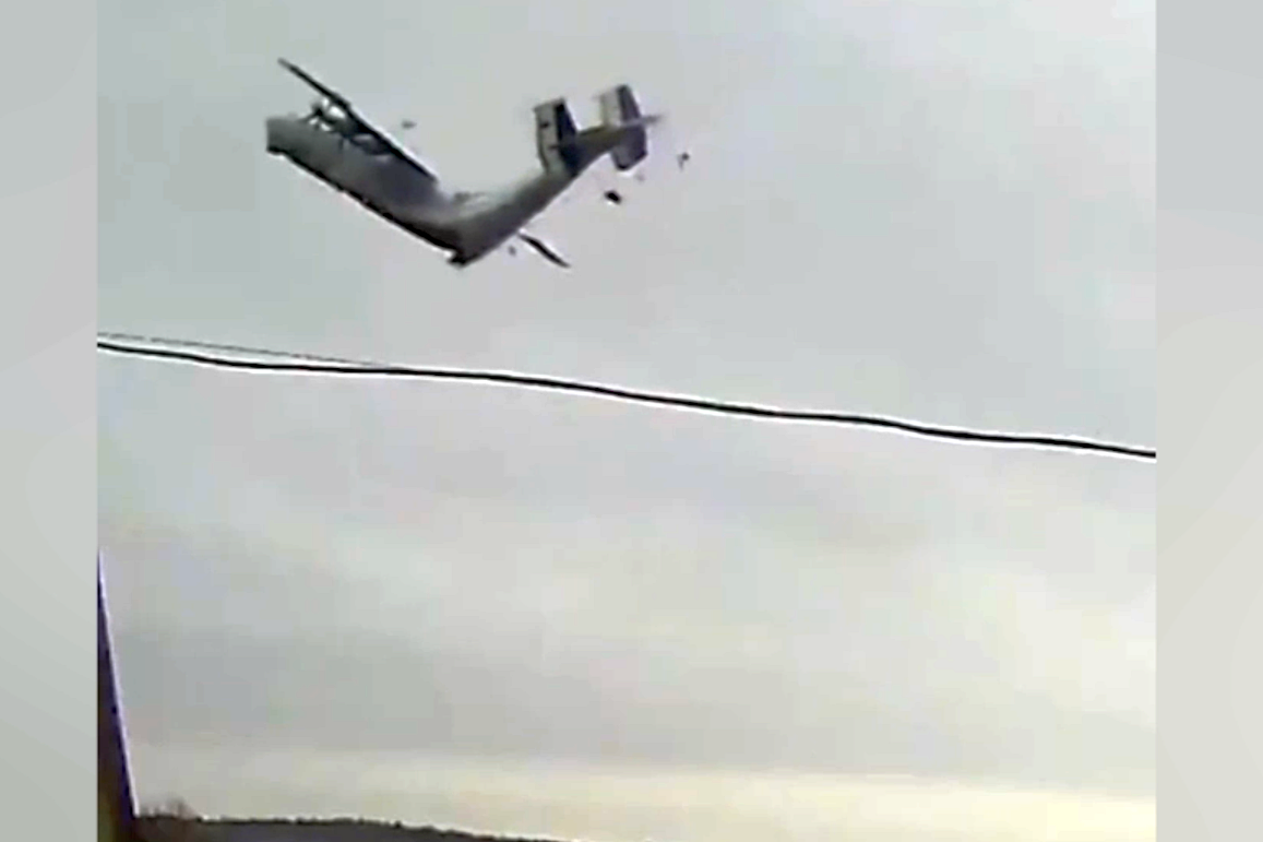 фото: яндекс. фотграфии являются печальным зрелищем для тех кто любит авиацию. Летчиков находившихся на борту безмерно жаль. 