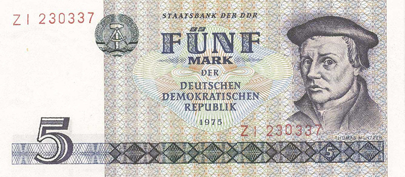 Банкнота ГДР в 5 марок 1975 года с изображением Томаса Мюнцера (лицевая сторона)