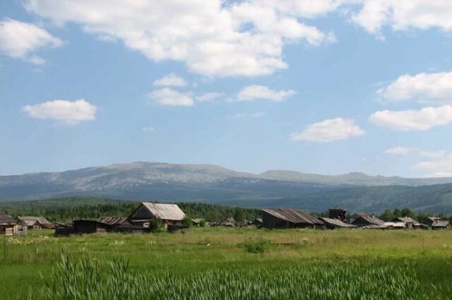    Вид на гору Ослянку летом. Фото: ru.wikipedia.org