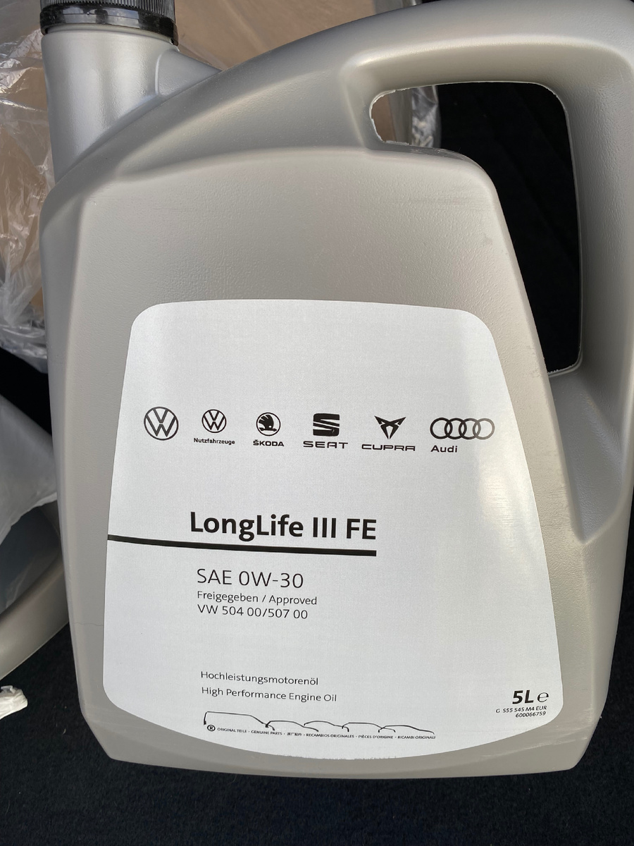 Оригинальная канистра масла VW LongLife III FE 0w30