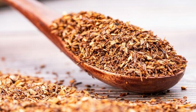    В чем польза чая ройбуш? Фото: TeaCora Rooibos on Unsplash