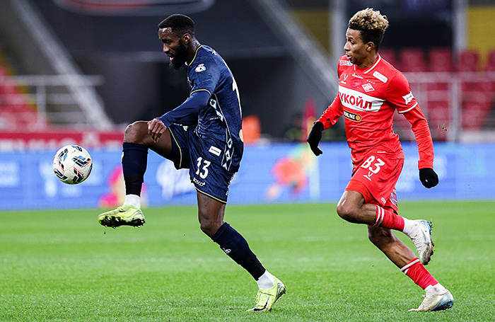    Эпизод матча РПЛ: «Спартак» (Москва) — «Динамо» (Москва).Александр Щербак/ТАСС