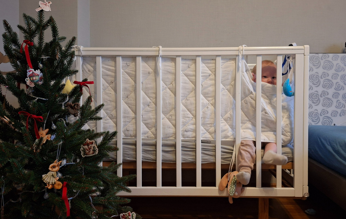 Младший редактор Сашка-очаровашка