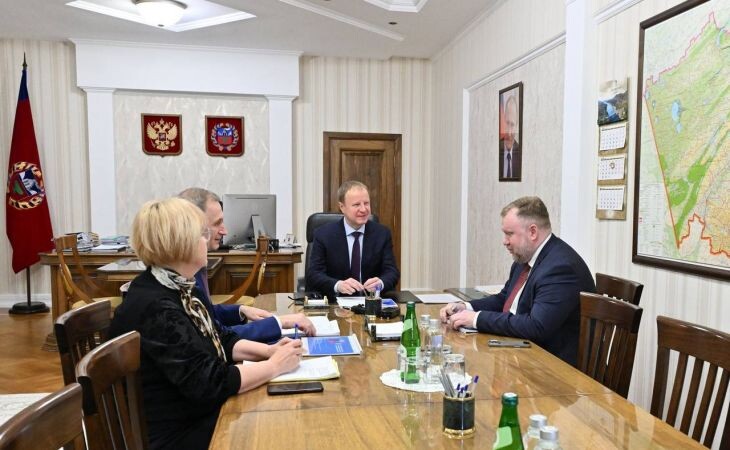 Встреча Губернатора Алтайского края с председателем краевого союза организаций профсоюзов. Фото: Telegram-канал Виктора Томенко