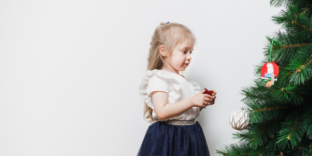 Безопасная новогодняя елка для малышей