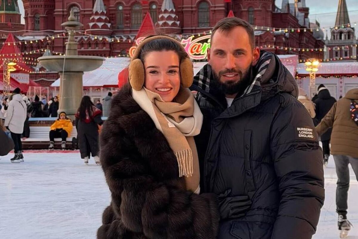    Ксения Бородина с мужем Николаем Сердюковым Социальные сети