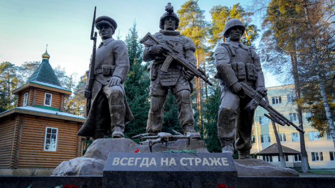 В Лебяжьем открыли мемориал героям, погибшим в Великую Отечественную, на СВО и Северном Кавказе