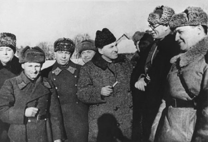 Награждение генерала Власова. 1942 год