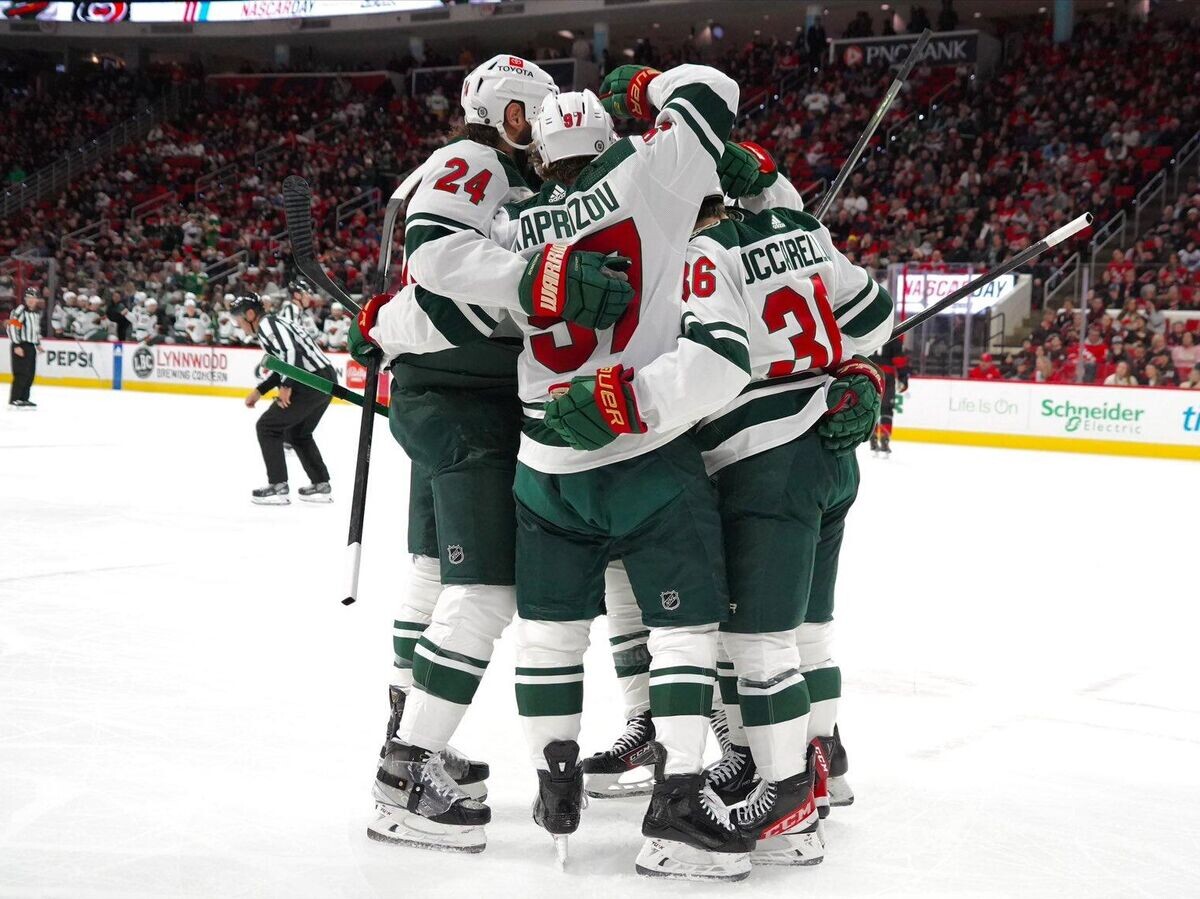    Хоккеист "Миннесоты Уайлд" Кирилл Капризов празднует гол | © Фото : twitter.com/mnwild