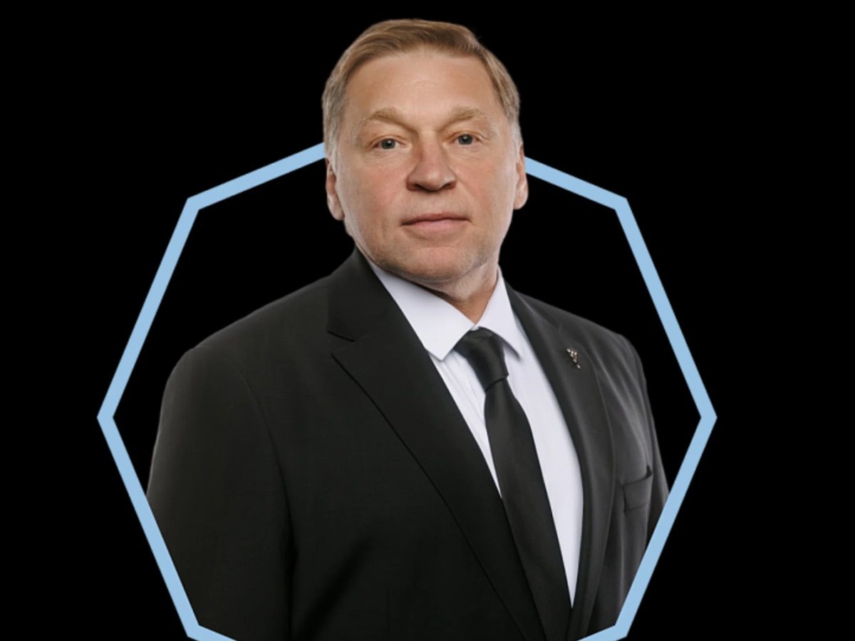     Евгений Корешков возглавит ХК «Трактор»