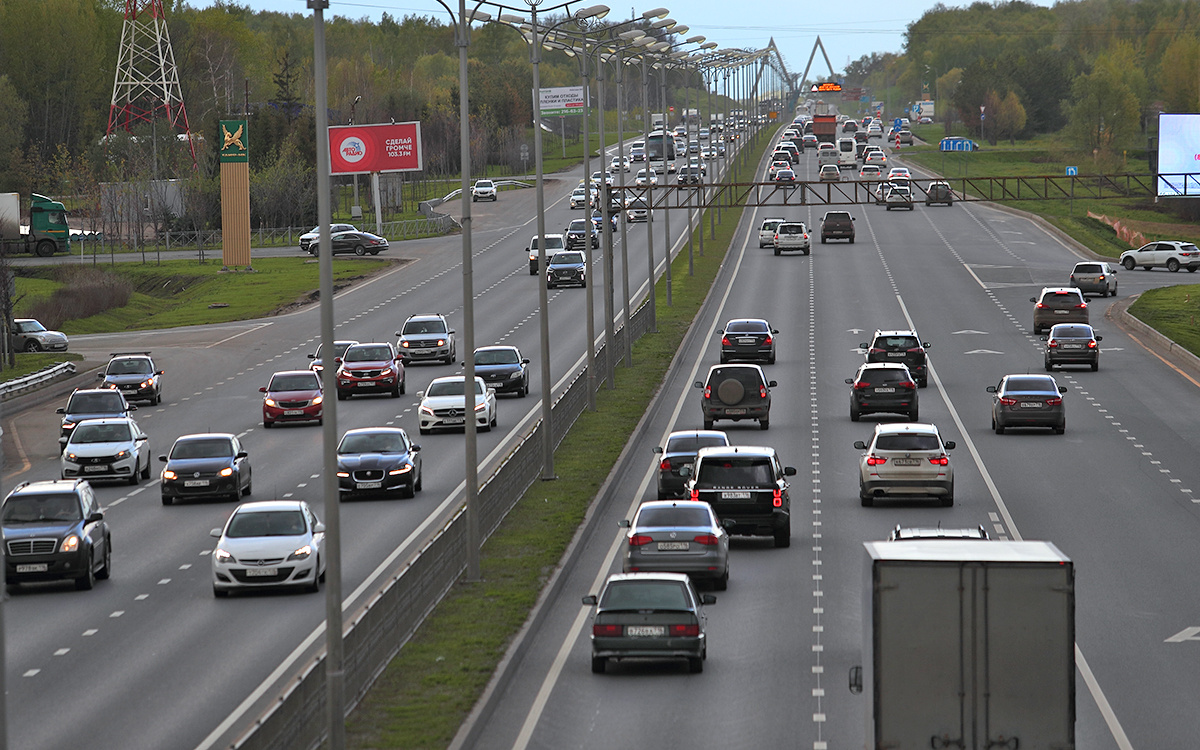 Рано или поздно заторы на Оренбургском тракте станут критическими. Фото: © Михаил Захаров / «Татар-информ»