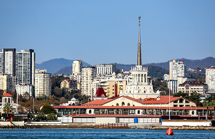    Сочи. Вид на здание морского вокзала.Дмитрий Феоктистов/ТАСС