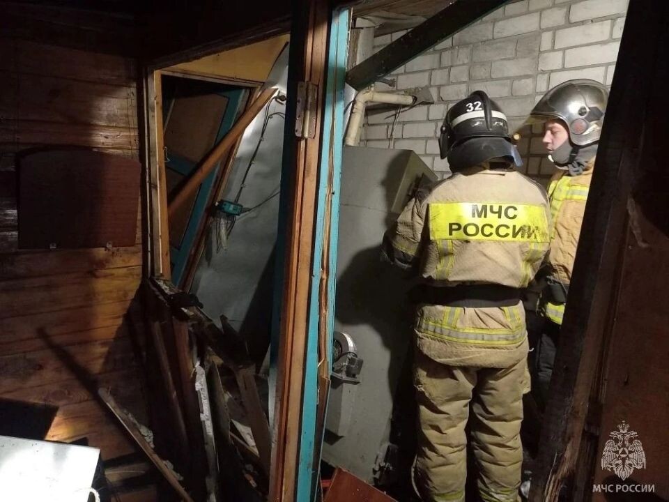    В доме после ЧП. Источник: max.ru/mchs_altkray