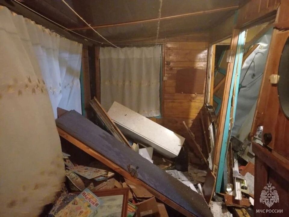    В доме после ЧП. Источник: max.ru/mchs_altkray