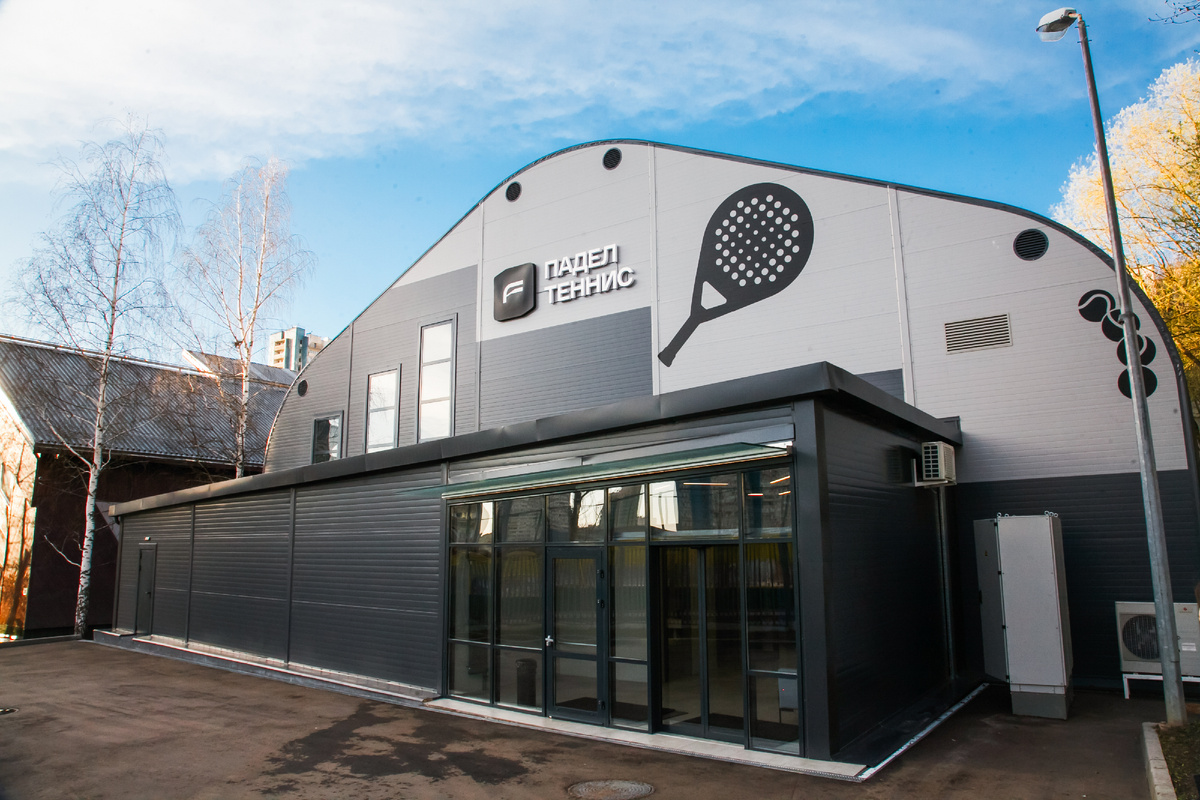 Манеж 36,5х23м для падел-тенниса 