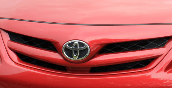 Toyota продлила защиту названий Alphard и Celica в России до 2035 года
