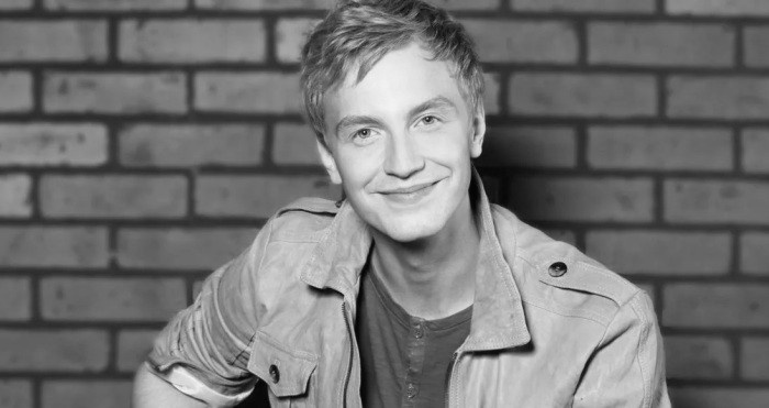 "Дочь был совсем маленькой".Алексей Гоман: как сирота из Мурманска завоевал сцену и почему выбрал одиночество после 11 лет брака