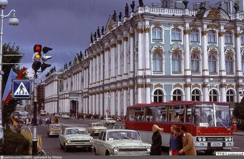 Зимний дворец  Ленинград  Из картинок Янекса