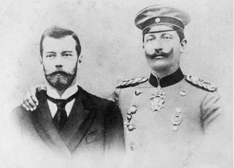 ЦАРСКАЯ МНОГОНАЦИОНАЛОЧКА