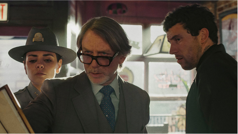    Кадр из фильма «Достать ножи: Воскрешение покойника»