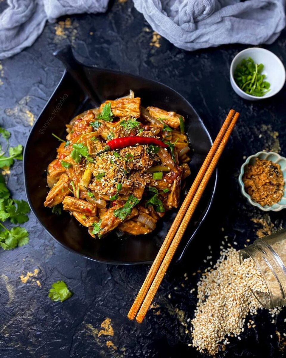 Соевая спаржа в пряном соусе