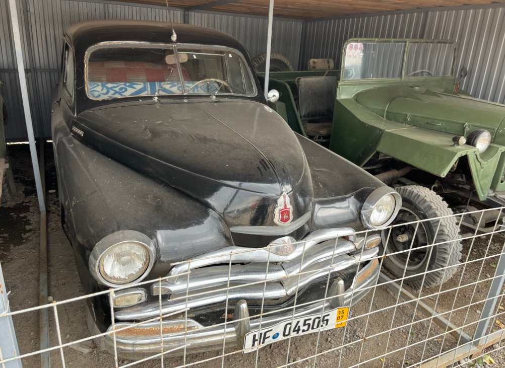 Фото автора. Музейные экспонаты.  Машины далёкого прошлого.