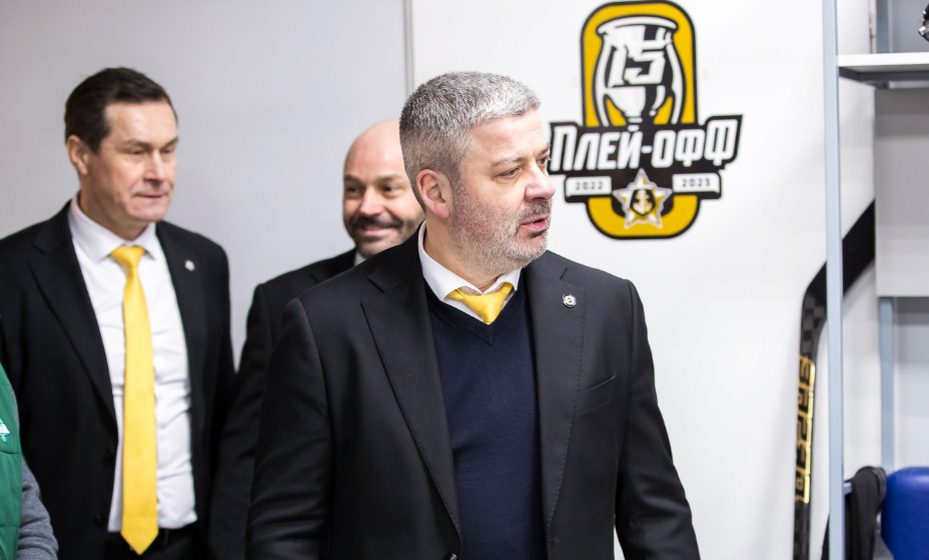    Тамбиев Фото: ХК "Адмирал"