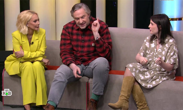  Лера Кудрявцева, Филипп Васильев и Мария БолонкинаКадр из видео