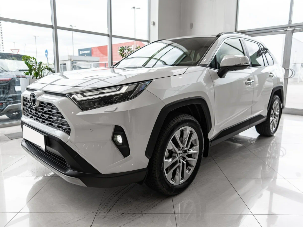 Toyota RAV4 V (XA50) японской сборки. Источник иллюстрации - auto.ru
