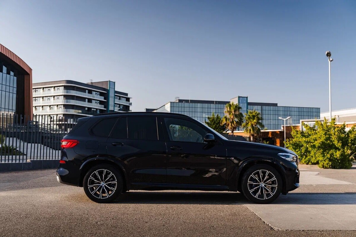 Аренда автомобилей Красная Поляна