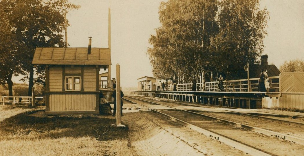 Как в России появилась первая пассажирская железная дорога.