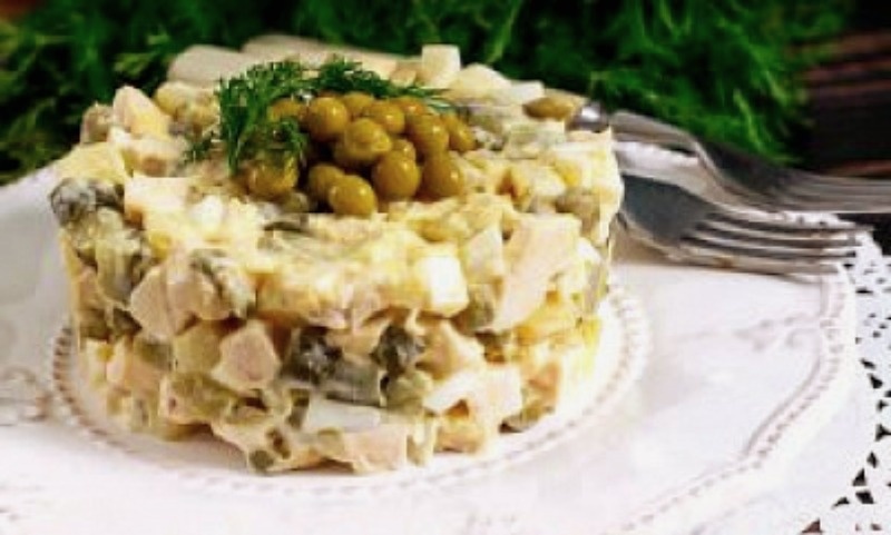 Салат столичный классический