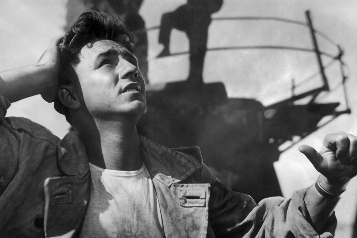 Николай Рыбников в картине «Высота» (1957) ©РИА Новости