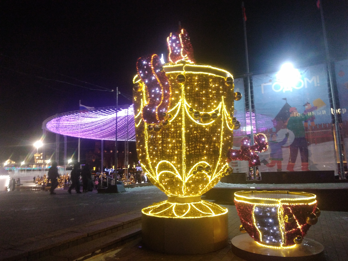 Тульский самовар на главной площади города. Фото автора канала Гармоника