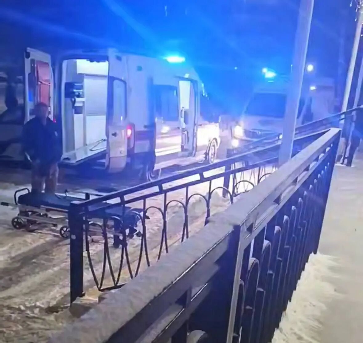    Фото: скриншот видео из телеграм-канала Мегаполис | ДТП и ЧП | Санкт-Петербург | Питер